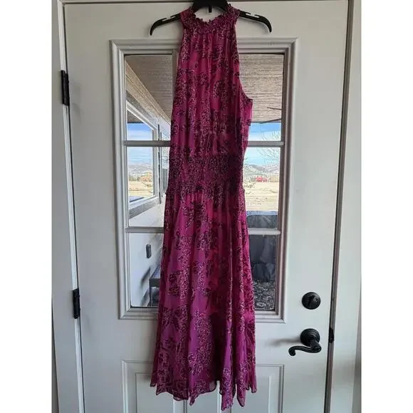 WHBM Pink Floral Applique Burnout Halter Smock-Neck Midi - Picture 10 of 11